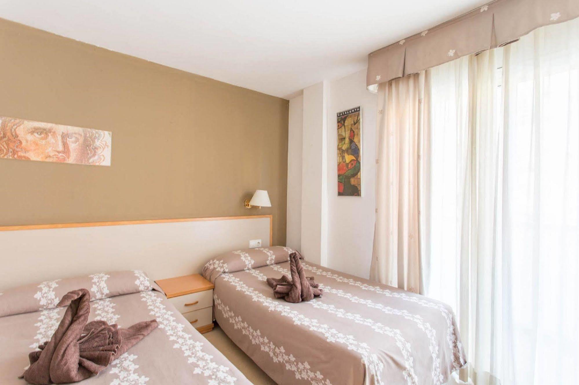 Hotel Cosmos Tarragona Exterior foto